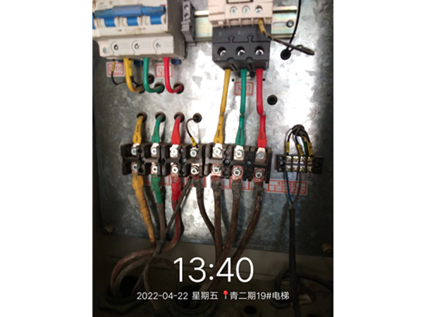 岳麓青城二期項目--塔吊、電梯月檢